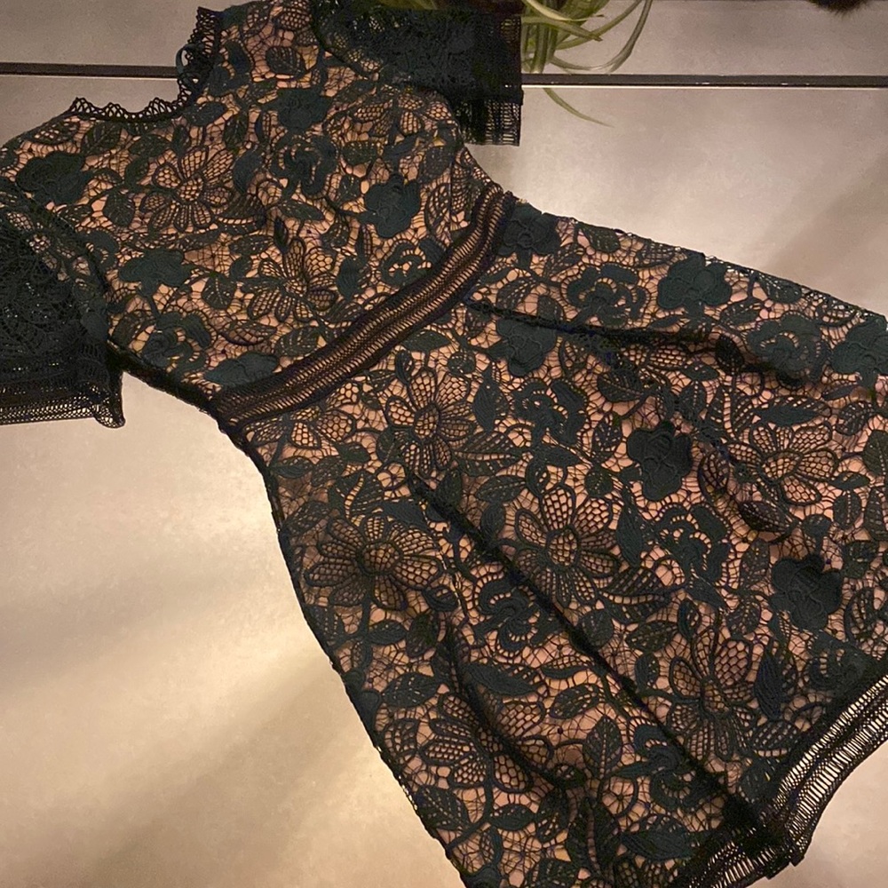 Aiden Green Lace Dress, Size Small